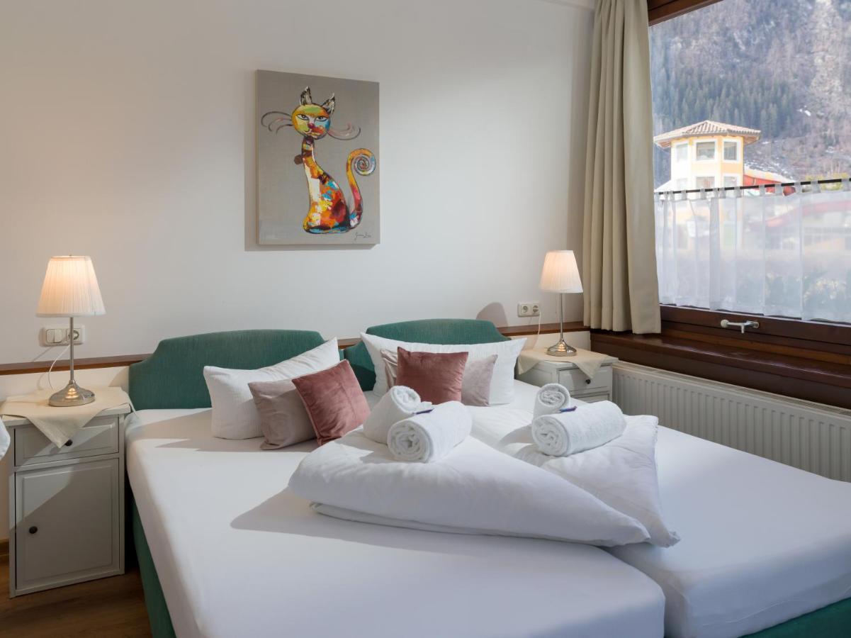 Gasthof Restaurant Waldcafé Mayrhofen Exterior foto