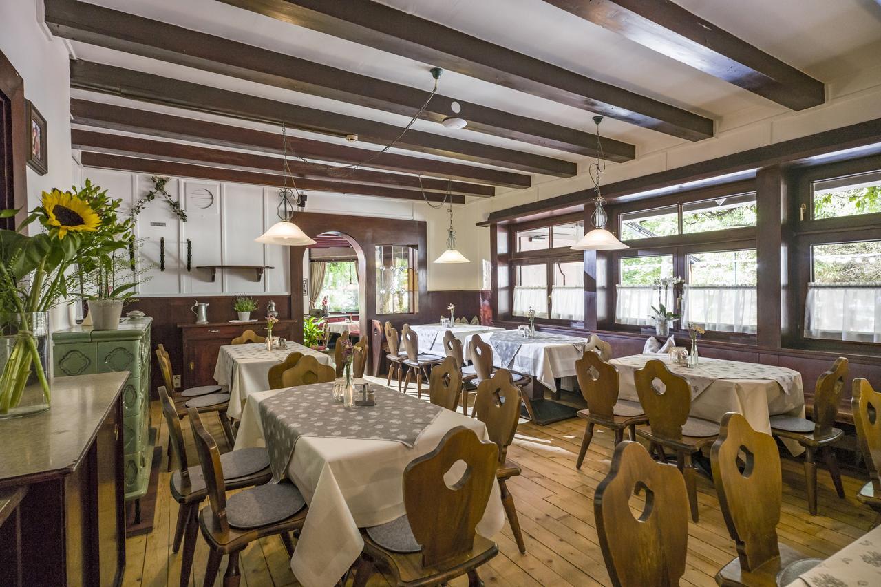 Gasthof Restaurant Waldcafé Mayrhofen Exterior foto