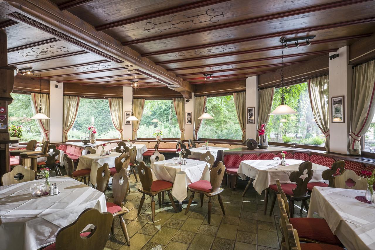 Gasthof Restaurant Waldcafé Mayrhofen Exterior foto